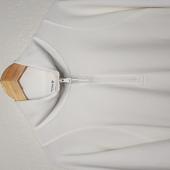 Old Navy Dynamic Fleece Oversized Half Zip - Picture 3 of 10